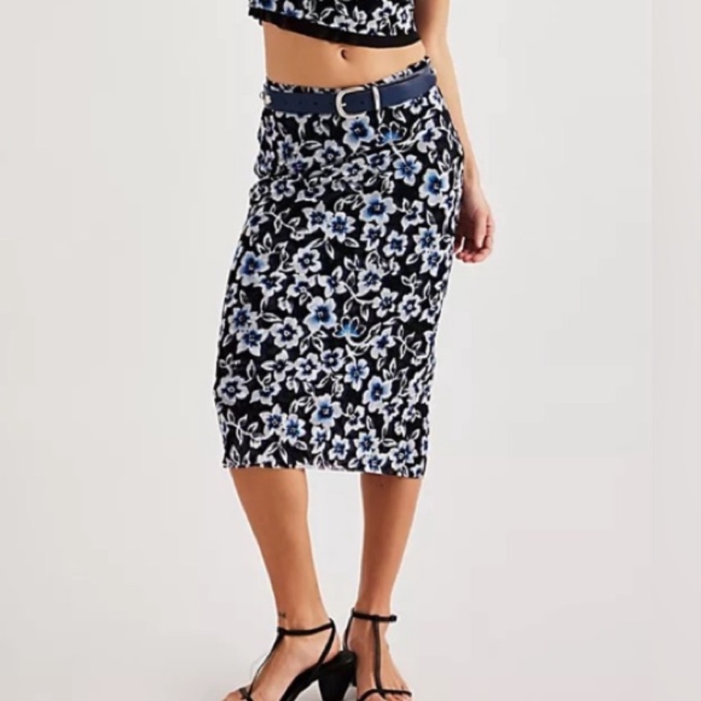 NWOT Free People Mona Blue Floral Skirt | Free People set